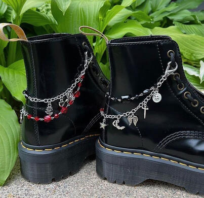 Boot chains Boot chains